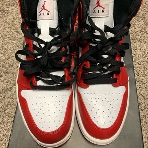Air Jordan Retro 1